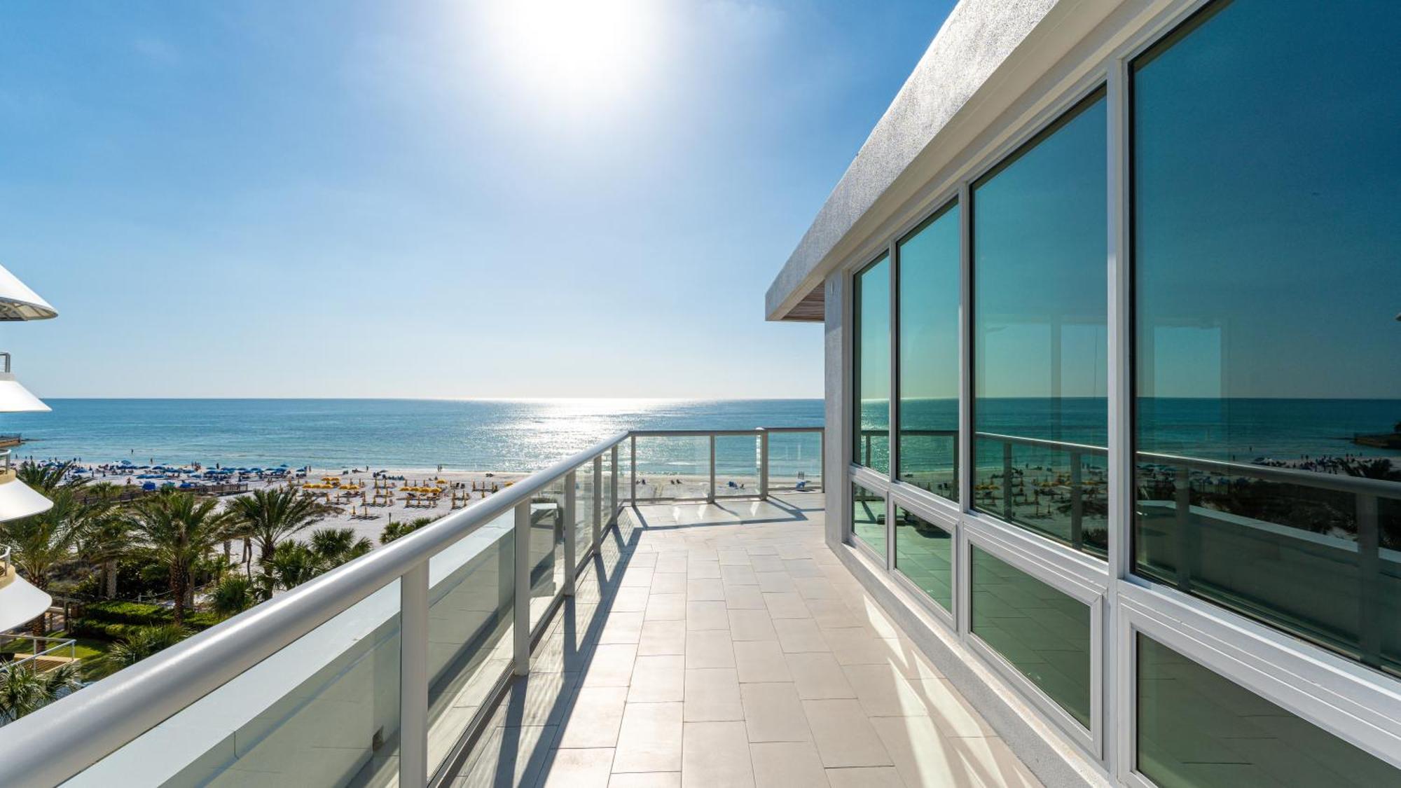 Ten35 Seaside Rentals Cayo Siesta Exterior foto
