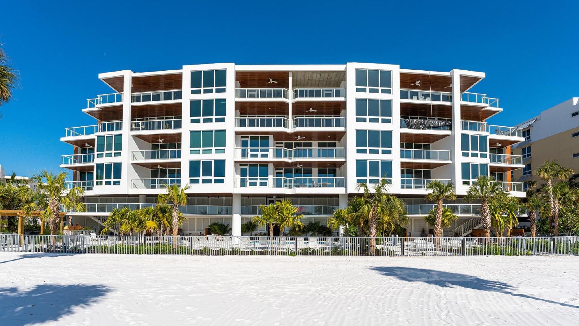 Ten35 Seaside Rentals Cayo Siesta Exterior foto